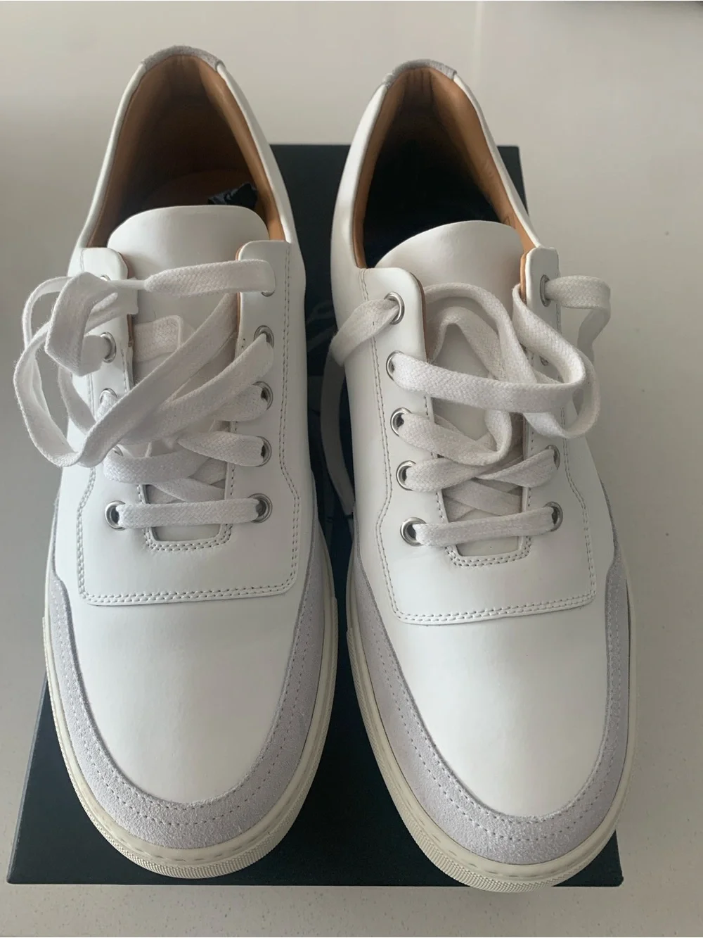 Harry's of London White & Light Gray Leather Sneakers. Never warn